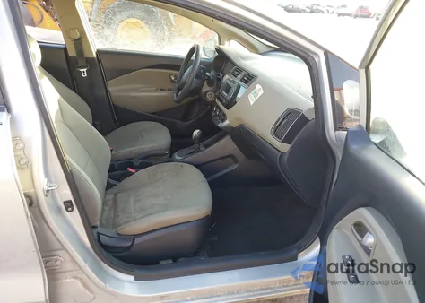 2016 Kia Rio Lx из США, поврежденный, VIN KNADM4A30G6641899